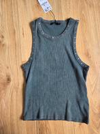 Stradivarius Top, Maat L, nooit gedragen, Maat 42/44 (L), Nieuw, Ophalen of Verzenden, Zonder mouw