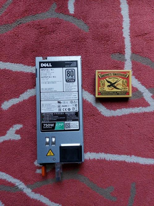 Voeding 12 Vdc@ 60A Dell D750-S6, Hobby en Vrije tijd, Elektronica-componenten, Zo goed als nieuw, Ophalen of Verzenden