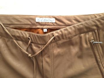 Nieuw broek - Faux Leather - vegan leer - Red Button - Mt 44 beschikbaar voor biedingen