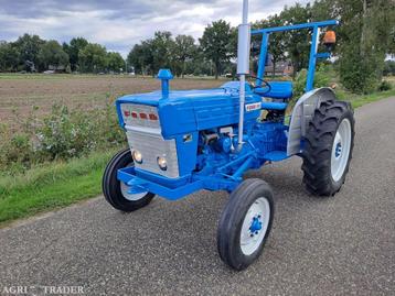 Ford 2000 | Refurbished | inruil en transport mogelijk beschikbaar voor biedingen