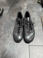 Nette Nike voetbalschoenen maat 45, Maat XS of kleiner, Ophalen, Gebruikt, Schoenen