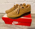 Nike Air Max 1 - QS Flax - 42, Kleding | Heren, Schoenen, Bruin, Nike, Nieuw, Ophalen of Verzenden