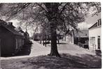 Megen. Dr. Baptiststraat en Kloosterstr. 1983., Verzamelen, Ansichtkaarten | Nederland, Verzenden, 1980 tot heden, Ongelopen, Noord-Brabant