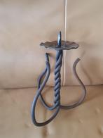 Gietijzeren kaarsenstandaard 26 cm hoog, Ophalen, Gebruikt, Metaal, 25 tot 50 cm
