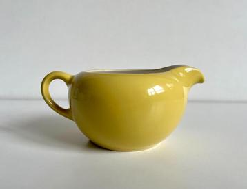 Geel Symfonie melkkannetje (Fris Edam, 1955) beschikbaar voor biedingen