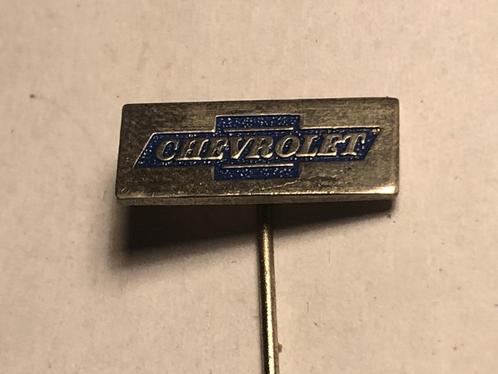Metalen CHEVROLET Automerk Speld (Blauw/Metaalkleur)., Verzamelen, Speldjes, Pins en Buttons, Zo goed als nieuw, Speldje of Pin
