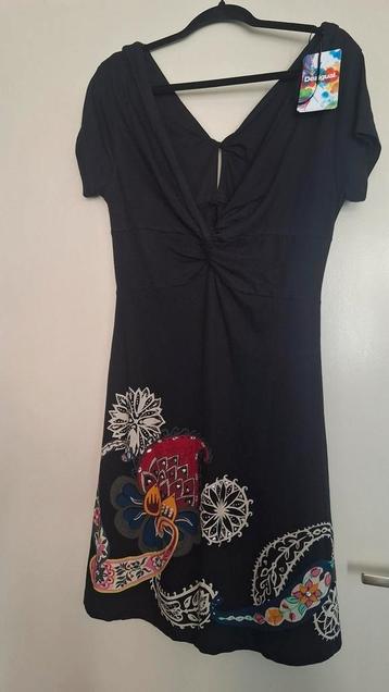 Zomerse jurk van Desigual, nieuw met het kaartje eraan  beschikbaar voor biedingen