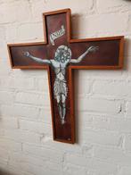 Groot opaline kruis van Jezus Christus gesigneerd WK, Antiek en Kunst, Antiek | Religie, Ophalen of Verzenden