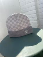 Lv muts 1.1, Kleding | Heren, Mutsen, Sjaals en Handschoenen, Overige maten, Ophalen of Verzenden, Zo goed als nieuw, Louis Vuitton