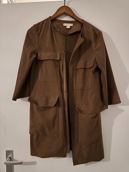 H&M suèdine jas maat 36 half lang met 3/4 mouwen, Kleding | Dames, Jassen | Zomer, Zo goed als nieuw, Maat 36 (S), Bruin, Verzenden