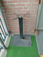 2x Zware Metalen Tafelpoten + Tafelbladen, Ophalen
