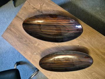 Twee mooie schalen  beschikbaar voor biedingen