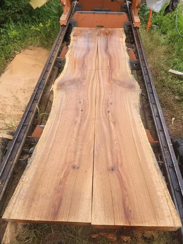 Boomstamtafel boomstamblad tafelblad INLANDSE EIK beschikbaar voor biedingen