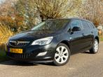 Opel Astra 1.4 Turbo Sports Tourer 2012 Zwart /Getinte ramen, Auto's, Voorwielaandrijving, Euro 5, Stof, 74 €/maand