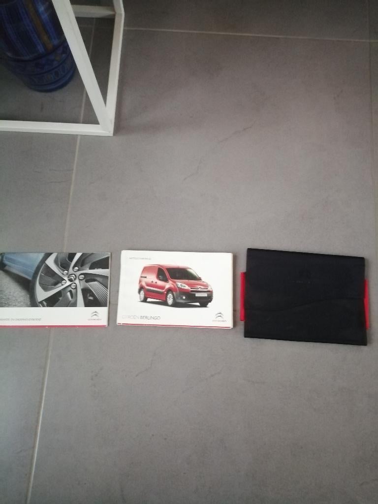 Compleet mapje met boekjes CITROEN BERLINGO 2008/2018, Auto diversen, Handleidingen en Instructieboekjes, Ophalen of Verzenden