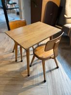 Kinder schoolstoeltjes en school tafeltje, Kinderen en Baby's, Kinderkamer | Tafels en Stoelen, Ophalen, Gebruikt, Tafel(s) en Stoel(en)