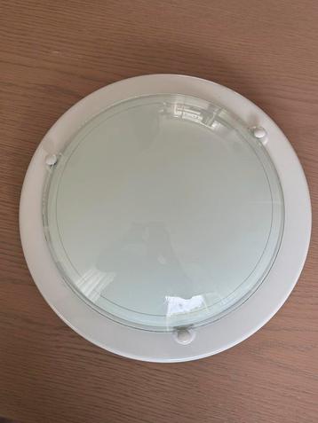 Plafondlamp wit glas beschikbaar voor biedingen
