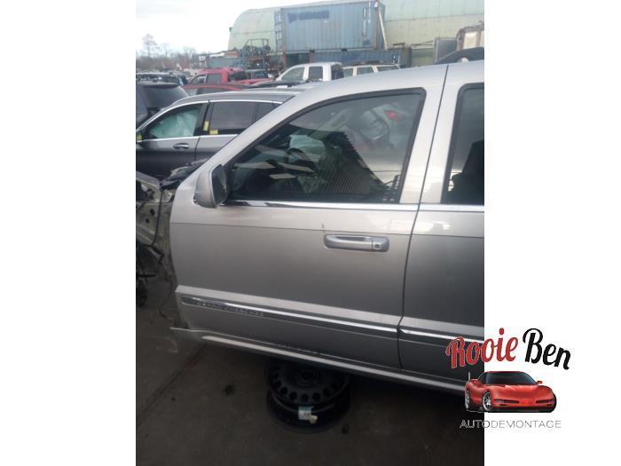 Portier 4Deurs links-voor van een Jeep Grand Cherokee (PS2), Auto-onderdelen, Carrosserie en Plaatwerk, Deur, Jeep, Gebruikt, 3 maanden garantie