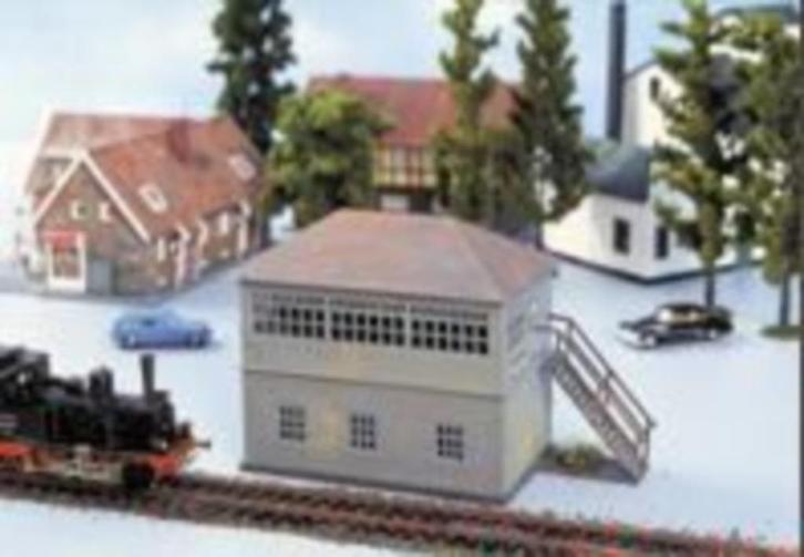 Heljan 01000751 Blokpost, Hobby en Vrije tijd, Modeltreinen | H0, Nieuw, Brug, Tunnel of Gebouw, Gelijkstroom, Overige merken