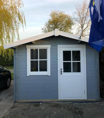 Houten Tuinhuis / Blokhut beschikbaar voor biedingen