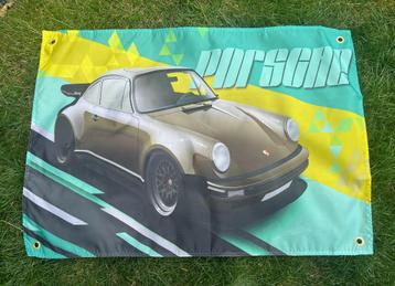 PORSCHE BANNER 60X90 MET BEVESTIGGINGS OGEN beschikbaar voor biedingen