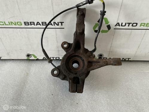 Fusee Rechts Voor Dacia Sandero 2 ORIGINEEL 400143444R, Auto-onderdelen, Ophanging en Onderstel, Dacia, Gebruikt, Ophalen of Verzenden