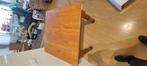 Gratis kleine keukentafel en 2 stoelen, Huis en Inrichting, Tafels | Eettafels, Ophalen, 100 tot 150 cm, 50 tot 100 cm, Zo goed als nieuw
