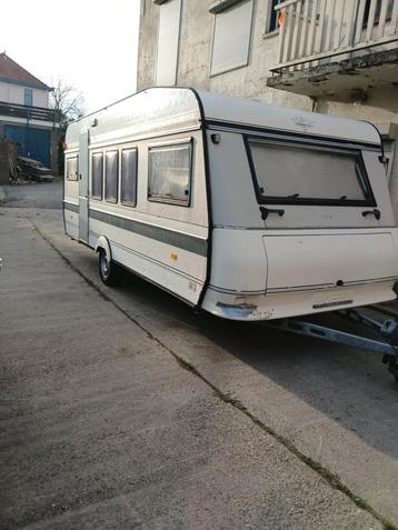 Hobby TQM 520 met kenteken  LET OP OPKNAPPER  beschikbaar voor biedingen