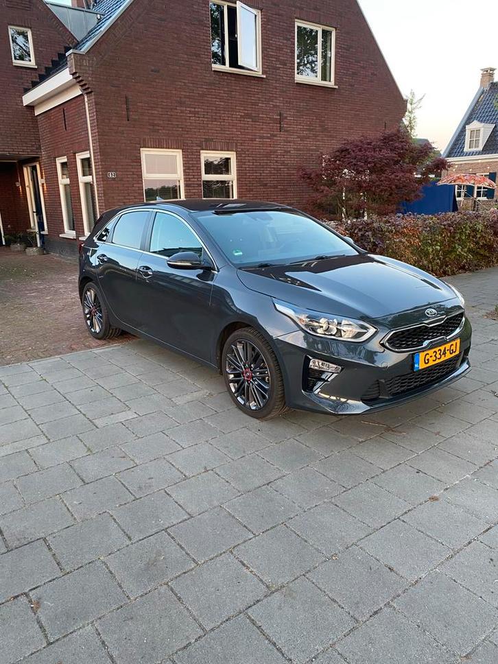 Kia Cee d 1.0 T-gdi dynamicline 120pk 2019 Grijs, Auto's, Kia, Particulier, (Pro) Cee d, Achteruitrijcamera, Adaptive Cruise Control