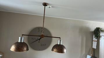Industriële hanglamp beschikbaar voor biedingen