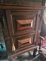 Antieke kussenkast, Antiek en Kunst, Antiek | Meubels | Kasten, Ophalen of Verzenden