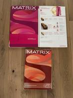 2 kleurboeken haarverf boeken Matrix, Ophalen of Verzenden, Zo goed als nieuw, Overige typen