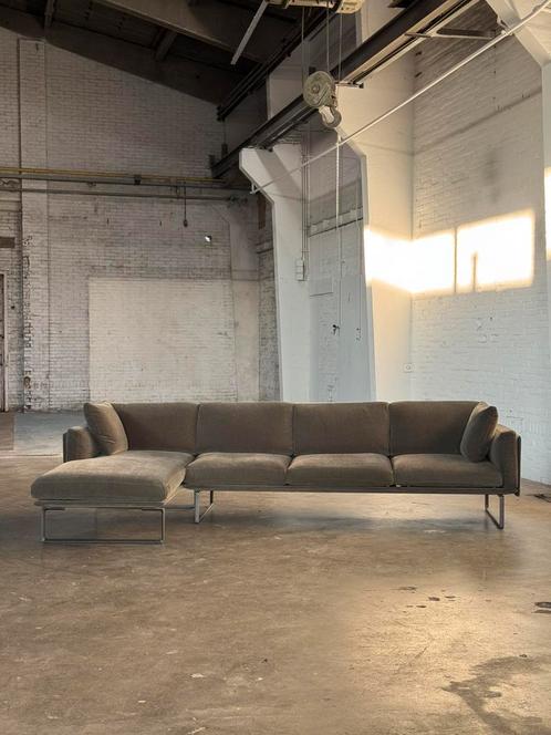 Cassina 8 Design Bank (NIEUWSTAAT), Huis en Inrichting, Banken | Bankstellen, Zo goed als nieuw, Hoekbank, Vierpersoons of meer