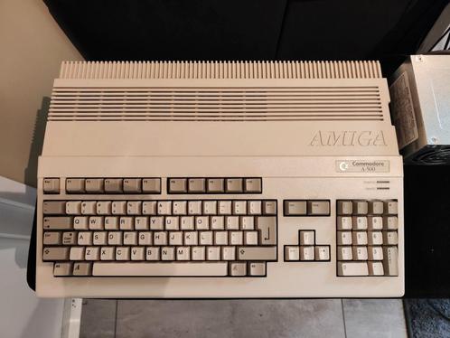 Zeer nette Commodore Amiga 500 met uitbreiding, Computers en Software, Vintage Computers, Verzenden
