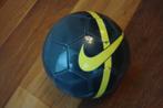 Nike mini voetbal maat 1 NIEUW €9,95, Sport en Fitness, Voetbal, Ophalen of Verzenden, Nieuw, Bal