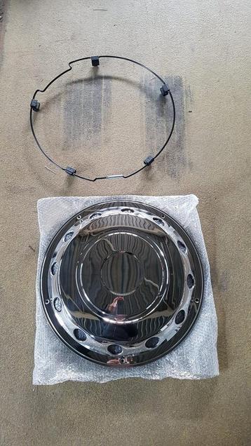 WHEEL COVER FRONT 22.5  RVS (bestel per 2 st.) 000084 beschikbaar voor biedingen