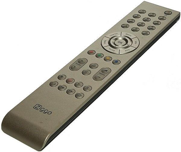 Afstandsbediening voor Ziggo tv ontvanger, Audio, Tv en Foto, Afstandsbedieningen, Zo goed als nieuw, Origineel, Dvd, Receiver of Versterker