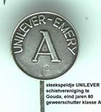 officiëel schietspeldje UNILEVER schietvereniging jaren 1960, Verzamelen, Speldjes, Pins en Buttons, Ophalen of Verzenden, Zo goed als nieuw