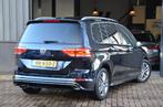 Volkswagen Touran 1.4 TSI R-Line 7p Aut|Leder|Pano|1e eigena, Auto's, Euro 6, 4 cilinders, 150 pk, 7 stoelen