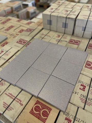 RESTPARTIJ! Vloertegels Orot Paars 15x15 nu voor maar €9,95 beschikbaar voor biedingen