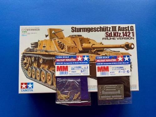Tamiya	35197	Stug III Ausf.G  1/35 incl grille & shells 1/35, Hobby en Vrije tijd, Modelbouw | Auto's en Voertuigen, Nieuw, Tank