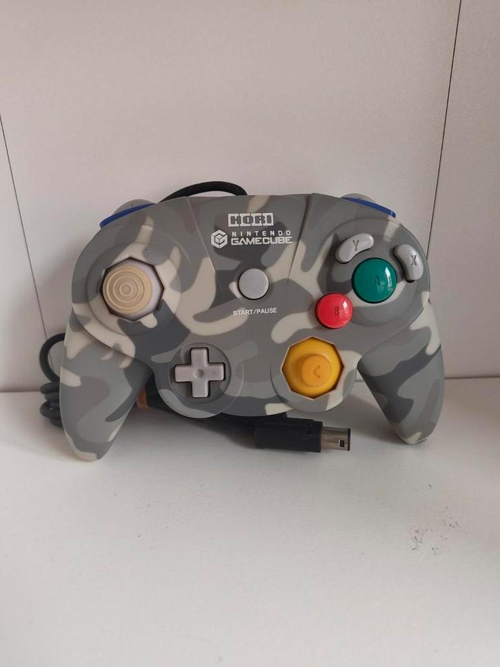 Hori Gamecube Controller Camo Wit - Japan Exclusief, Spelcomputers en Games, Spelcomputers | Overige, Gebruikt, Ophalen of Verzenden