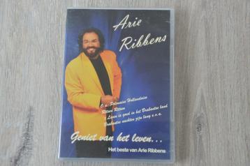ARIE RIBBENS -- GENIET VAN HET LEVEN HET BESTE VAN  beschikbaar voor biedingen