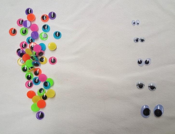 Wiebeloogjes ovaal, rond wimpers en kleur, oa 7 en 15 mm, Hobby en Vrije tijd, Knutselen, Nieuw, Materiaal, Verzenden