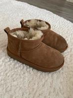 UGG Laarsjes Maat 28,5, Ophalen, Gebruikt, Jongetje of Meisje, Laarsjes