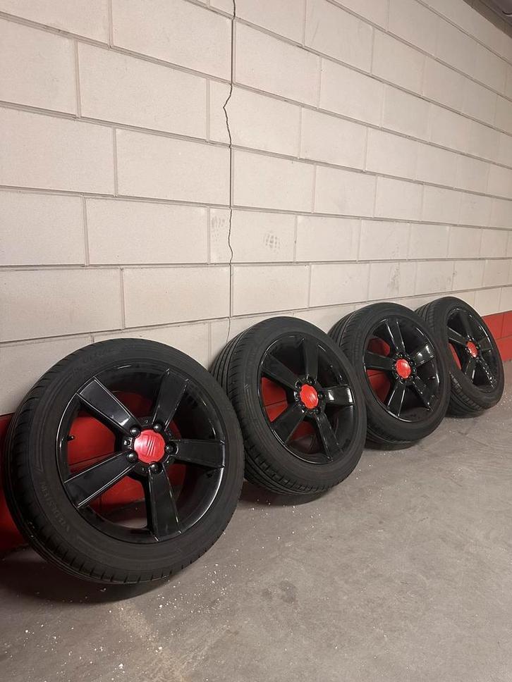 Zomerbanden met velgen + extra set winterbanden–205/50R1793V, Motoren, Tuning en Styling, Ophalen of Verzenden