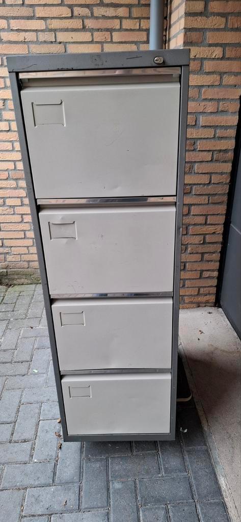 Stalen kast, dossierkast, ladenkast, archiefkast, Huis en Inrichting, Kasten | Roldeurkasten en Archiefkasten, Gebruikt, 25 tot 50 cm