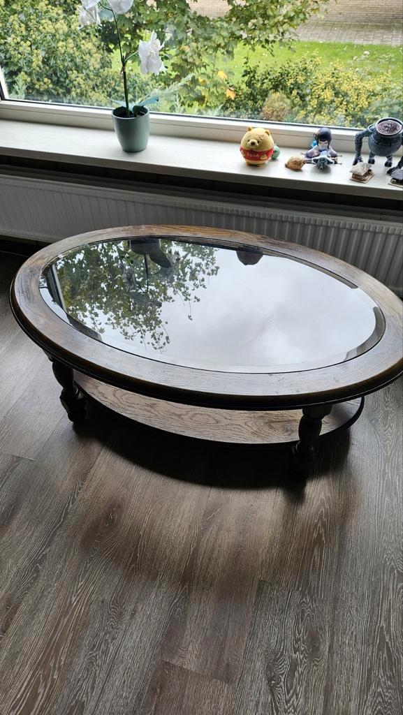 Mooie ovale salontafel met glazen blad en Ikea TV-meubel, Huis en Inrichting, Tafels | Salontafels, Gebruikt, Minder dan 50 cm