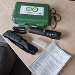 Militaire Zaklamp, Caravans en Kamperen, Zaklampen, Ophalen of Verzenden, Batterij
