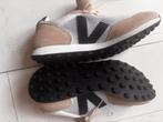 Veja Sneakers Maat 45 - Nieuw, Kleding | Dames, Schoenen, Ophalen of Verzenden, Nieuw, Beige, Sneakers of Gympen